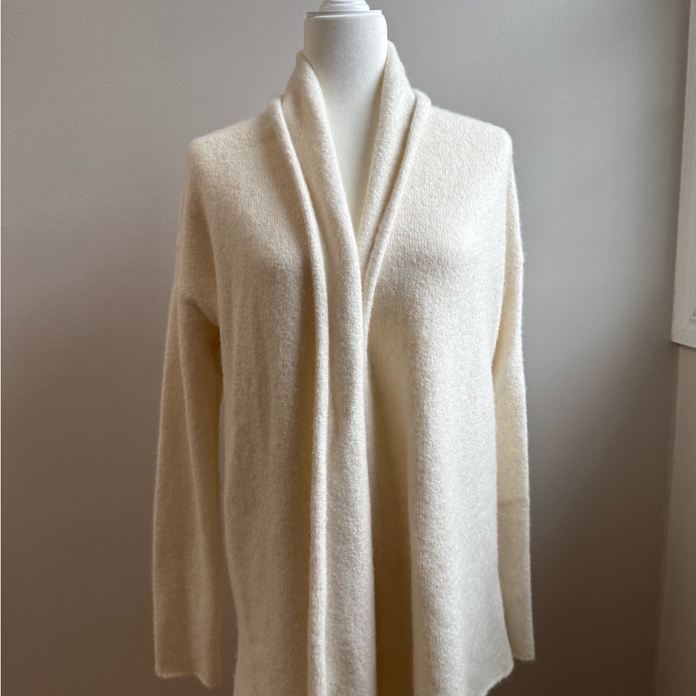 THEORY Cream Women's Sweater